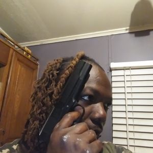 Meet your Posher, Harry